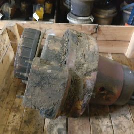 Редуктор вращения для LIEBHERR R952