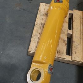 Копающий цилиндр для LIEBHERR L576