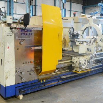 BROADBENT STANLEY PA50 Lathe. Max turning diameter over saddle 1000mm. Between Centres 3000mm. Serial No. BSL 0107