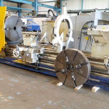BROADBENT STANLEY PA50 Lathe. Max turning diameter over saddle 1000mm. Between Centres 3000mm. Serial No. BSL 0107