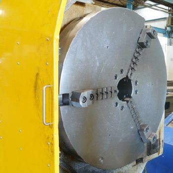 BROADBENT STANLEY PA50 Lathe. Max turning diameter over saddle 1000mm. Between Centres 3000mm. Serial No. BSL 0107