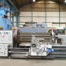 BROADBENT 850mm x 2250mm Lathe.