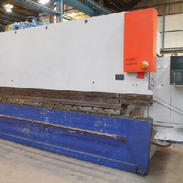 EDWARDS PEARSON SE100 / 4100 100 тонн х 4000 мм 3-осевой гидравлический листогибочный пресс с ЧПУ.