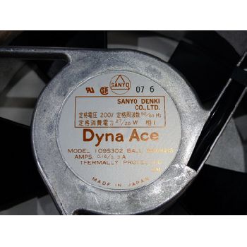 Sanyo Denki I09S302 Dyna Ace axial fan