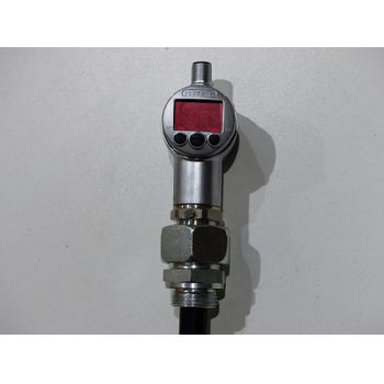 Hydac ENS 3216-2-0730-000-K level switch with integrated display function