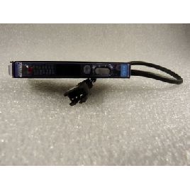 Keyence FS-V11 fiber optic sensor