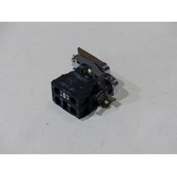 Schneider Electric ZB4 BW0B11 Auxiliary switch block, Ø 22, white Integral LED 1S, PU = 2 pieces & gt; unused! & Lt;