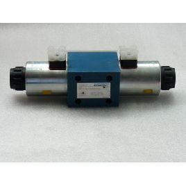 Mannesmann Rexroth 4 WE 10 J 32 / CG24N9Z4 / T106 24 V coil voltage unused !!!