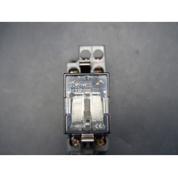 Fuji Electric HH52P-F Relay DC 24V + TP58X1 Relay socket 7A 250V max.