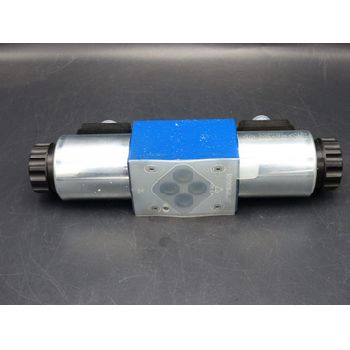Rexroth 4WE 6 J27-62 / EG24N9K73L / T06 - 4WE 6 J27-62 / E G24N9K73L / T06 Hydraulic valve MNR: R901358306, coil voltage 24 VDC & gt; unused! & Lt;