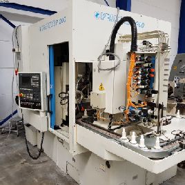 Gear hobbing machine - vertical GLEASON PFAUTER P 200