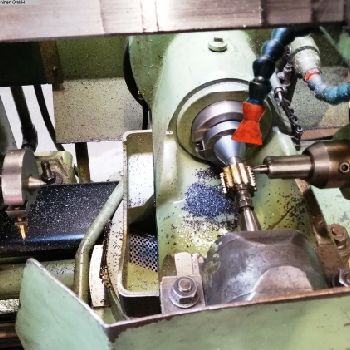 Gear hobbing machine - horizontal BARBER COLMAN 16 - 16