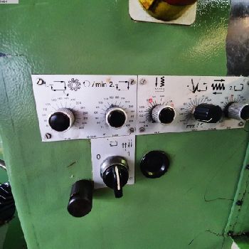 Gear hobbing machine - horizontal PFAUTER P 160 H