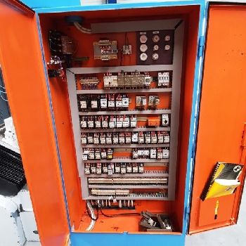 Gear hobbing machine - horizontal PFAUTER P 160 H II