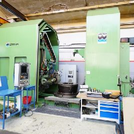 Gear hobbing machine - verticale LIEBHERR welter LC 1802