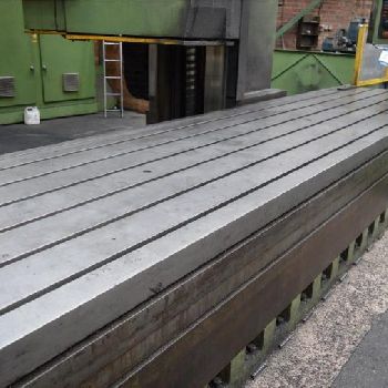 Butler HE/6M cnc vertical milling machine