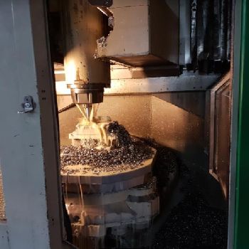 Unisign Unipro 5 Machining center - 5 axis