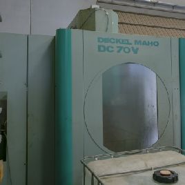Deckel Maho Gildemeister DC 70 V Machining center - vertical