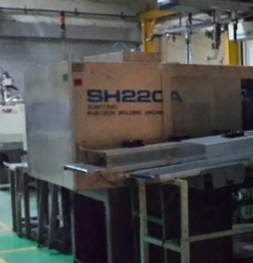 SUMITOMO 220A Injection moulding machine