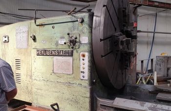 Heyligenstaedt D1b 1000/4000 heavy duty lathe