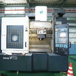 OKUMA vertical machining center V-55