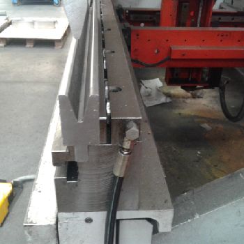Beyeler Super Turbo-X510 3015 2kw Press brake