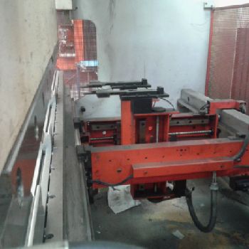 Beyeler Super Turbo-X510 3015 2kw Press brake