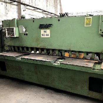 Gwf Mengele S10-3000 hydraulic shear