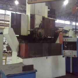 Tos Hulim SKI 8 CNC vertikale Revolverdrehmaschine mit CNC