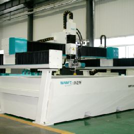 Www.waterjetwamit.com La découpeuse au jet d'eau Wamit WMT1520-AL 1500 * 2000MM 420MPA avec CE peut fournir un service local