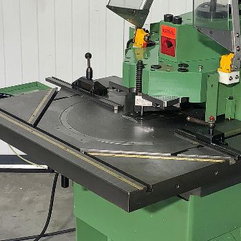 Boschert K 30 - 120 E 200 Notching machine