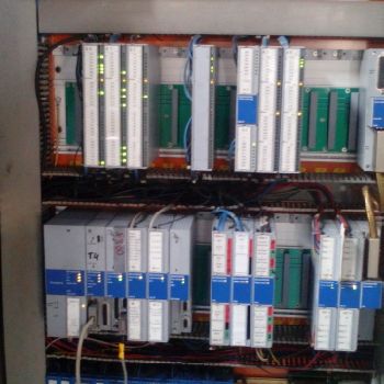 Battenfeld 5000/2500 Unilog 9000 B Injection moulding machine