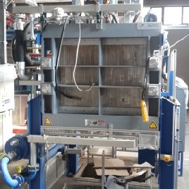 Kurtz N-LINE M Shape moulding machine for the processing of expandable polystyrene