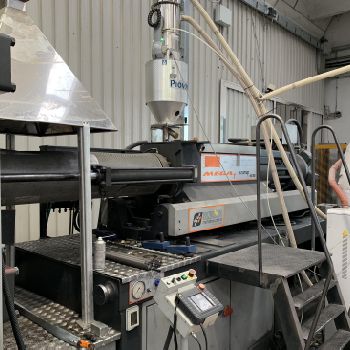 Sandretto MEGA T 4435/610 Injection moulding machine