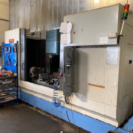 Mazak VTC 200 C Machining center - vertical