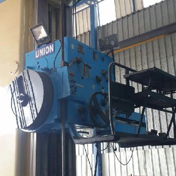 UMU Union Table type boring machine