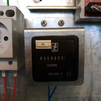 Huron K2X8 FIVE Machining center - vertical