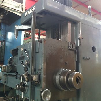 Pfeifer A80 table type boring mill