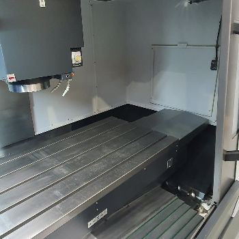 Doosan DNM 6700 Machining center - vertical