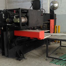 Amada ARCADE 210 Пробивная машина / гвоздилка с ЧПУ