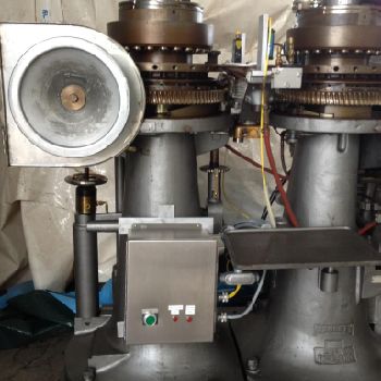 Used MANESTY Mod. Drycota - ROTARY TABLET PRESS