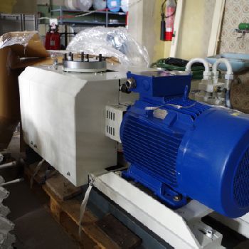 Leybold 1900H Other - plastic machine