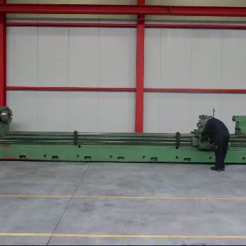 GURUTZPE Super-AT 16-26 heavy duty lathe