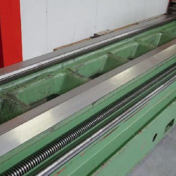 GURUTZPE Super-AT 16-26 heavy duty lathe