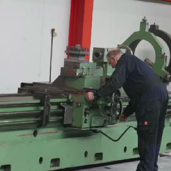 GURUTZPE Super-AT 16-26 heavy duty lathe