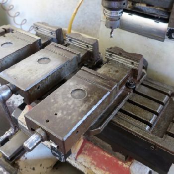 Used CORTINI BF 400 Machining center - vertical