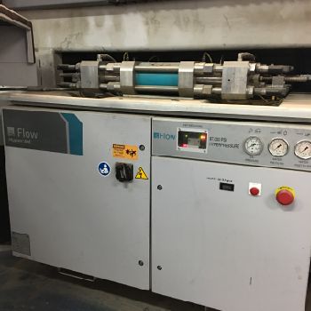 Flow 4020 b waterjet cutting machine
