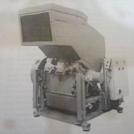 Broyeur / compacteur plastique rapide