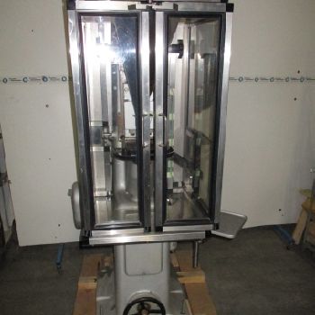 Manesty F3 Single punch tablet press