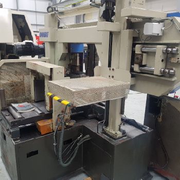 Danobat CP 420 AN band saw for metal